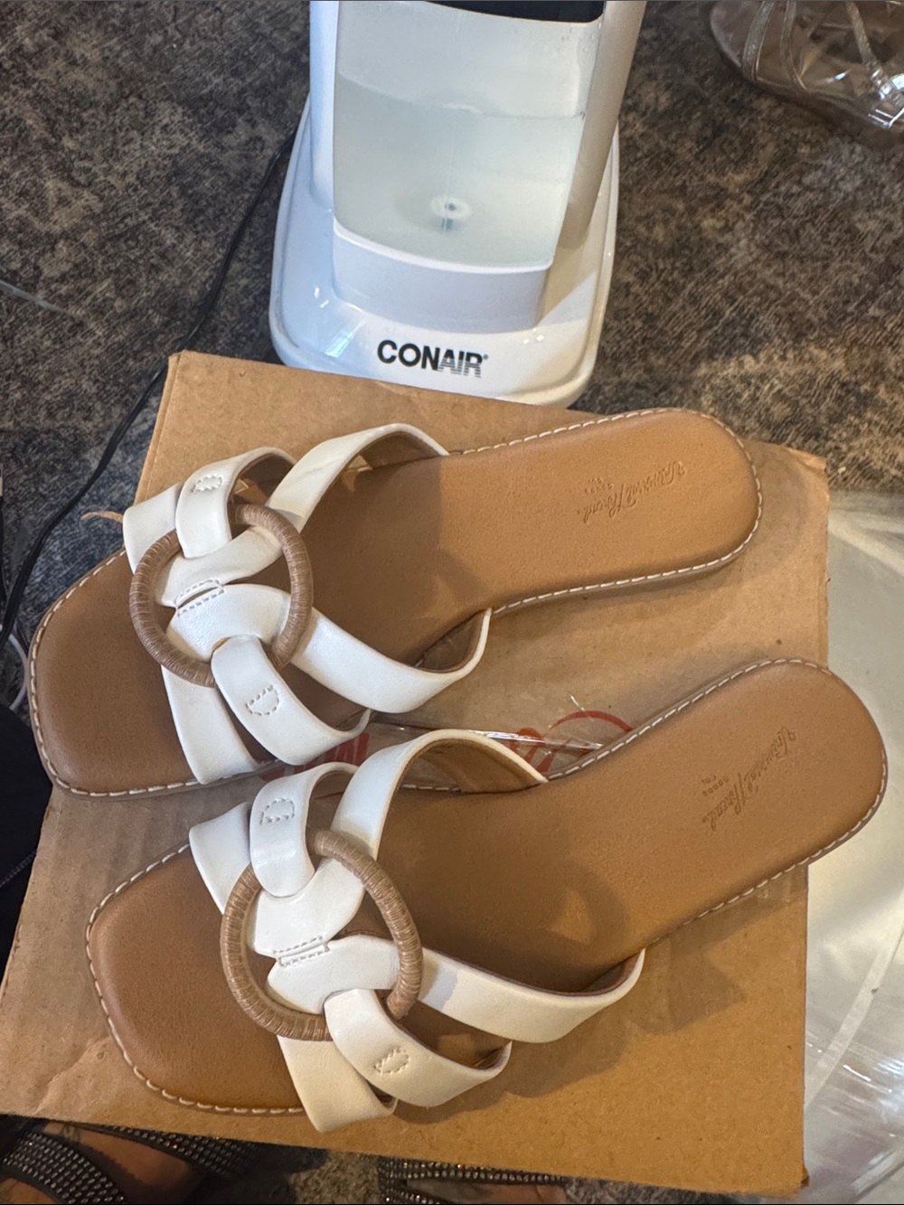 Universal Thread White Slide Sandals with Tan Ring Accent